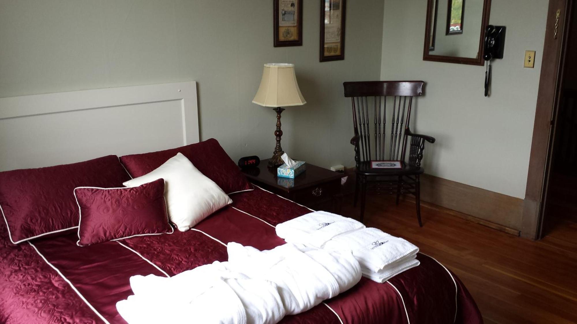Centralia Square Grand Ballroom And Vintage Hotel Pokoj fotografie